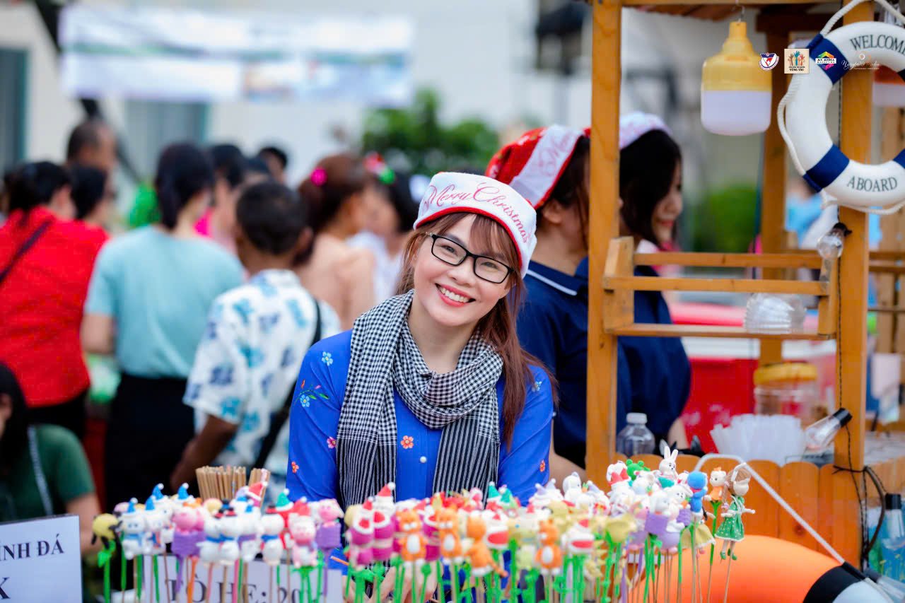 Tò He Lệ Quyên